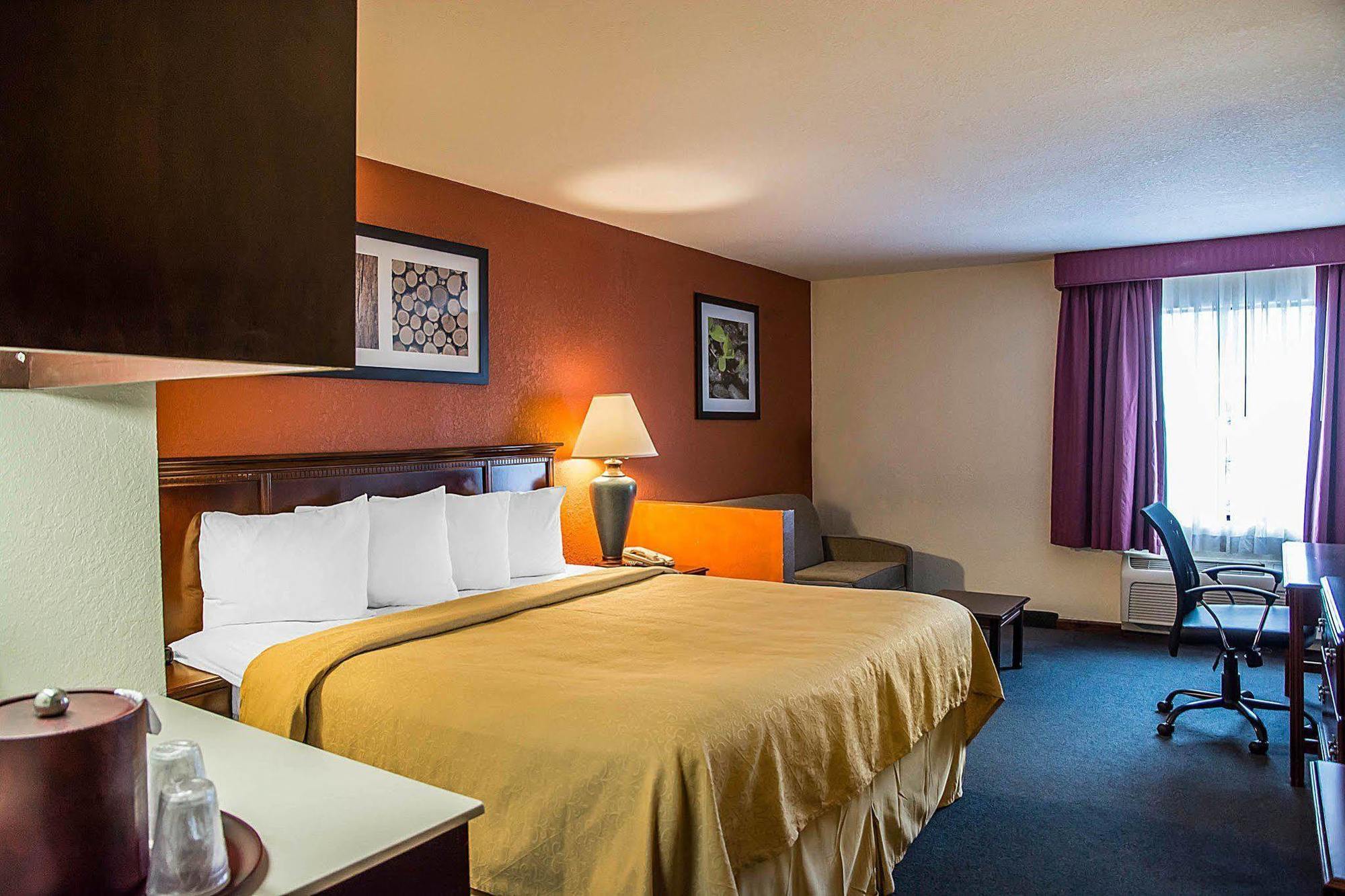 Quality Inn & Suites Cincinnati I-275 Спрингдейл Екстериор снимка